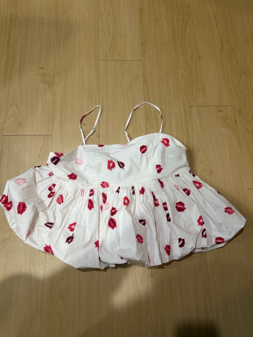 White Spaghetti-Strap Peplum Top with Pink & Red Lip Print